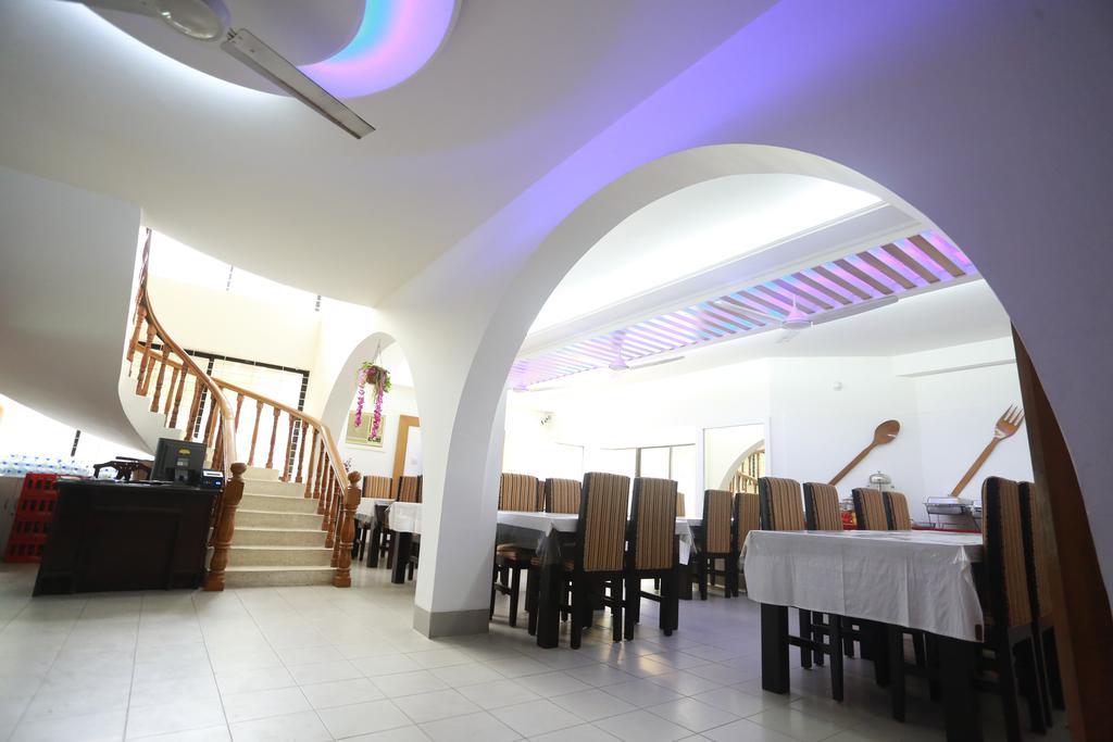 Nagar Valley Hotel Ltd. Dhaka Buitenkant foto